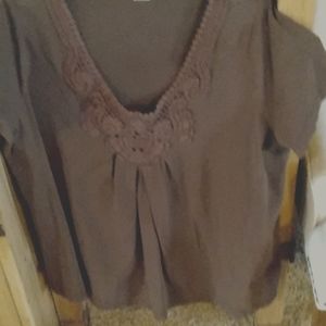 Women's shirt